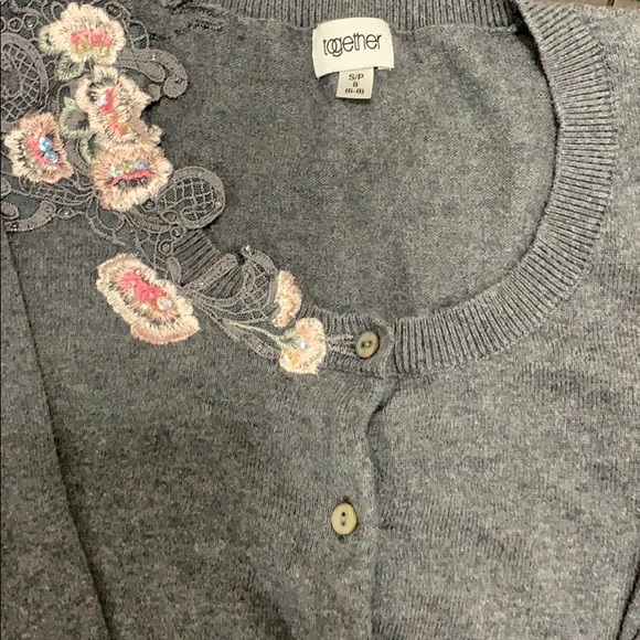 Lot 2 cardigans grey pin up style and magenta - Picture 5 of 16